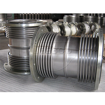 波紋<a href=http://www.pnbfbz.com target=_blank class=infotextkey>補償器</a>水平安裝和垂直安裝的正確安裝方法