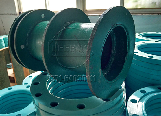 柔性套管式<a href=http://www.pnbfbz.com target=_blank class=infotextkey>伸縮器</a>的管道作用