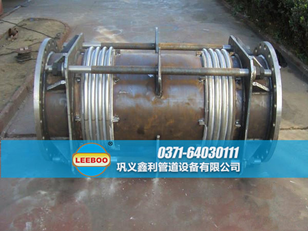 未噴漆的大拉桿橫向波紋<a href=http://www.pnbfbz.com target=_blank class=infotextkey>補(bǔ)償器</a>